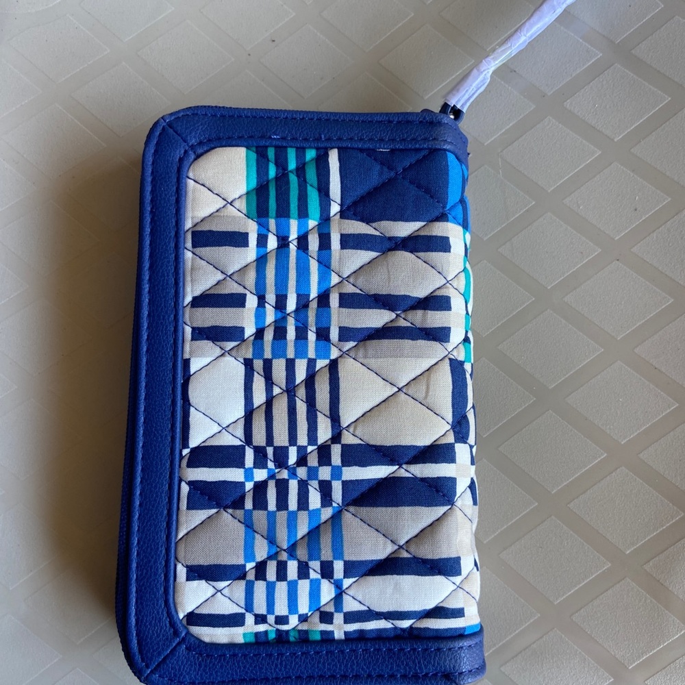 NWT Vera Bradley Ultimate Wristlet Blue - Picture 5 of 6